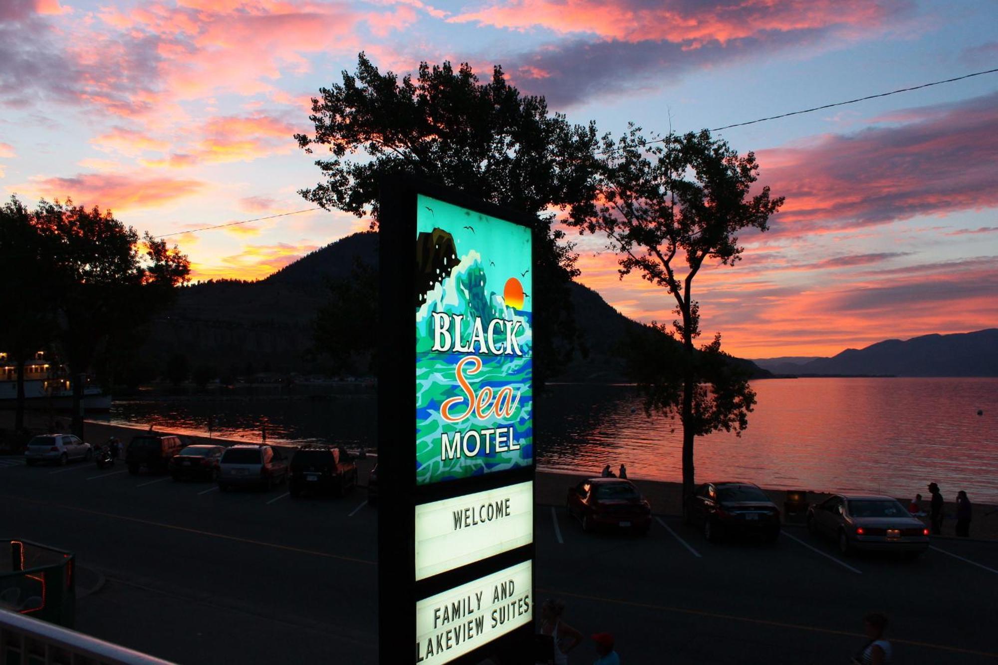 Black Sea Motel Penticton Exteriör bild