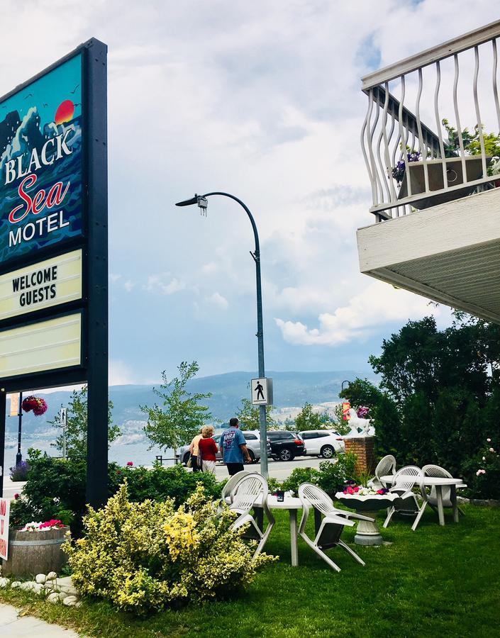 Black Sea Motel Penticton Exteriör bild